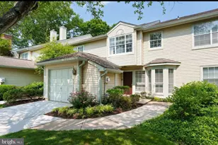 14 Kensington Ct, Princeton, NJ 08540 - Photo 1