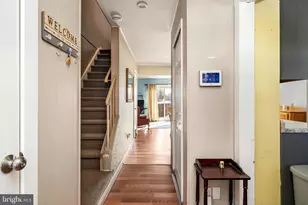 61 Covington Dr, East Windsor Township, NJ 08520 - Photo 2
