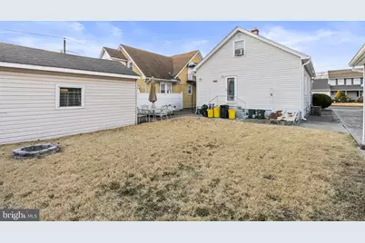 611 E Brown Street, Hamilton Township, NJ 08610 - Photo 22