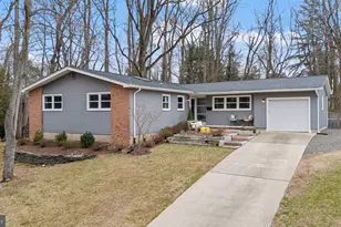 3 Crab Apple Ln, Trenton, NJ 08648 - Photo 1