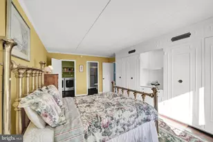 860 Lower Ferry Rd, Ewing Township, NJ 08628 - Photo 16