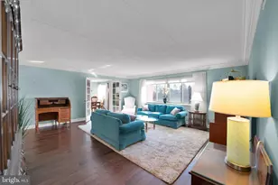 860 Lower Ferry Rd, Ewing Township, NJ 08628 - Photo 4