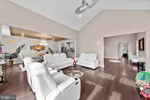 36 Dogleg Ln, Trenton, NJ 08648 - Photo 18