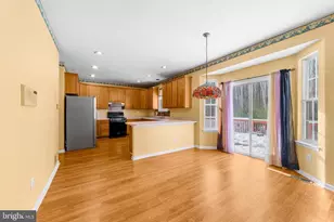 21 Pemberton Ln, East Windsor Township, NJ 08520 - Photo 6