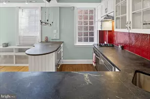 25 Palmer Square W, Princeton, NJ 08542 - Photo 8