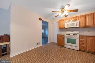 44 Matthew Dr, Hamilton Township, NJ 08690 - Photo 2