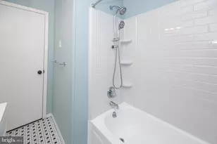 44 Matthew Dr, Hamilton Township, NJ 08690 - Photo 12