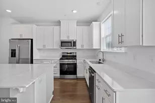 137 ADA Hightower Ave, Pennington, NJ 08534 - Photo 18