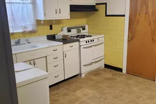 503 N Hermitage Ave, Trenton, NJ 08618 - Photo 2