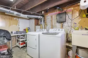 921 Lyndale Ave, Trenton, NJ 08629 - Photo 22