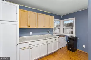 129 Gary Dr, Hamilton Township, NJ 08690 - Photo 16