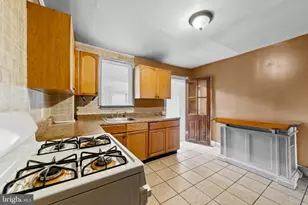 811 S Warren St, Trenton, NJ 08611 - Photo 8
