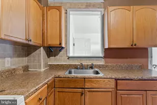 811 S Warren St, Trenton, NJ 08611 - Photo 6
