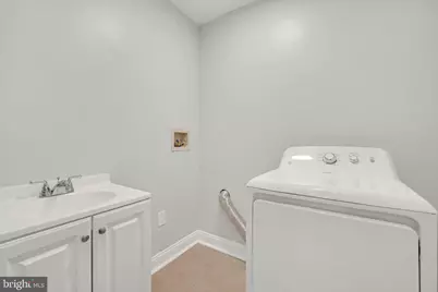 417 N Montgomery Street, Trenton, NJ 08618 - Photo 10