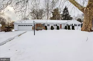 6 Royal Oak Rd, Lawrence Township, NJ 08648 - Photo 1