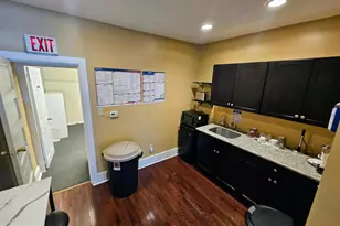 304 W State St, Trenton, NJ 08618 - Photo 12