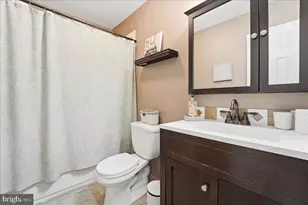159 Henderson Pl, Hightstown, NJ 08520 - Photo 22