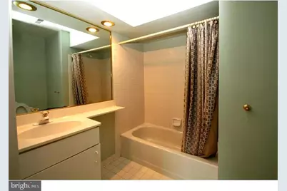 812 Eagles Chase Drive, Lawrenceville, NJ 08648 - Photo 14