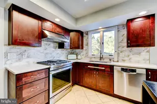 374 Village Rd E, Princeton Junction, NJ 08550 - Photo 26