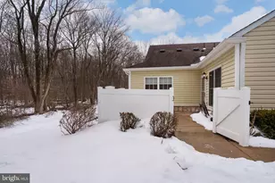 262 Federal Point Blvd, Lawrence Township, NJ 08648 - Photo 2