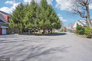 644 Parkway Ave, Ewing Township, NJ 08618 - Photo 6