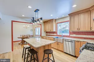 221 Hickory Corner Rd, East Windsor Township, NJ 08520 - Photo 4