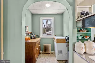 37 Van Duyn Dr, Ewing Township, NJ 08628 - Photo 16