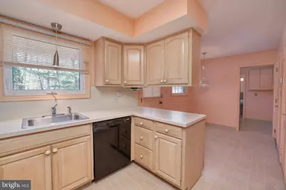 9 Pin Oak Drive, Lawrence Township, NJ 08648 - Photo 10