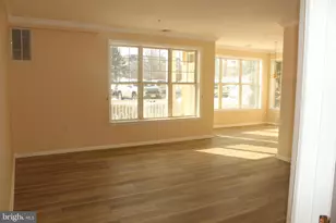 211 Masterson Ct, Ewing Township, NJ 08618 - Photo 4