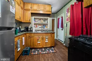 225 S Johnston Ave, Hamilton Township, NJ 08609 - Photo 2