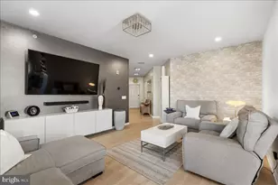 532 Timberlake Dr, Ewing Township, NJ 08618 - Photo 1