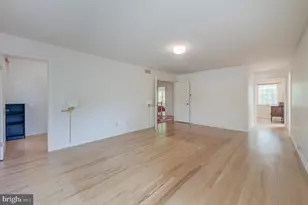 4 Guilford Ct, Princeton Junction, NJ 08550 - Photo 36