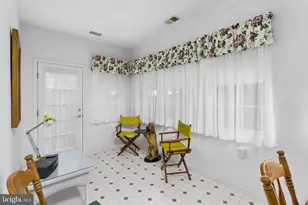 22 Hummingbird Dr, Hamilton Township, NJ 08690 - Photo 12