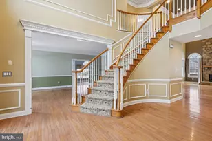 22 Hallett Dr, Pennington, NJ 08534 - Photo 6