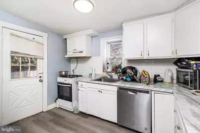 6-8 S Greenwood Avenue, Hopewell Township, NJ 08525 - Photo 8
