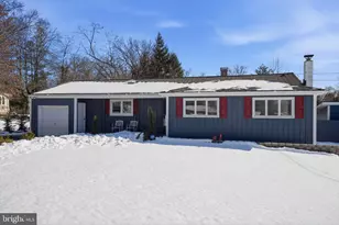 13 Hickory Dr, Ewing Township, NJ 08618 - Photo 4