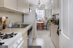 15 Palmer Square W, Princeton, NJ 08542 - Photo 2