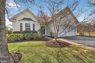 3 Buckingham Dr, Pennington, NJ 08534 - Photo 2