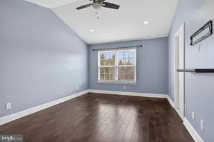 37 Tasley Ct, Robbinsville, NJ 08691 - Photo 16