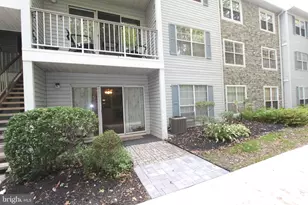 83 Willow Ct, Trenton, NJ 08619 - Photo 2