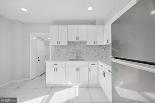 212 Tioga St, Trenton, NJ 08609 - Photo 6