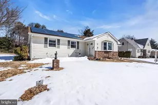 46 Sunset Ave, Hamilton Township, NJ 08610 - Photo 2
