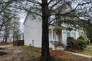 9 Dunmoor Ct S, Hamilton Township, NJ 08690 - Photo 2