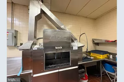 762 Roebling Avenue, Trenton, NJ 08611 - Photo 26