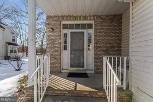 66 Tennyson Rd, Hightstown, NJ 08520 - Photo 2