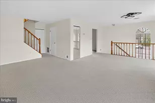 70 Chambord Ct, Hamilton Township, NJ 08619 - Photo 10