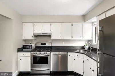 48 Wyndham Place, Robbinsville, NJ 08691 - Photo 12