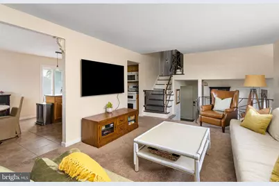 81 Walt Whitman Way, Hamilton Township, NJ 08690 - Photo 6