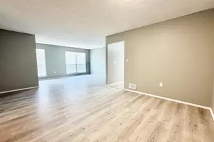 44 Cheverny Ct, Hamilton Township, NJ 08619 - Photo 6