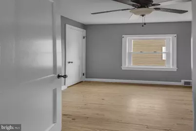 210 Kuser Road, Hamilton Township, NJ 08619 - Photo 14